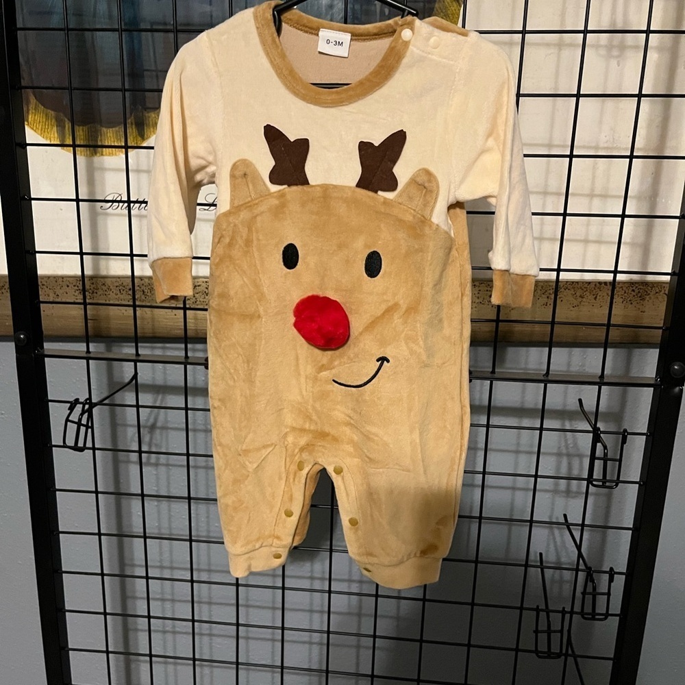 Reindeer Themed Kids Bodysuit - Cream and Brown Very soft!